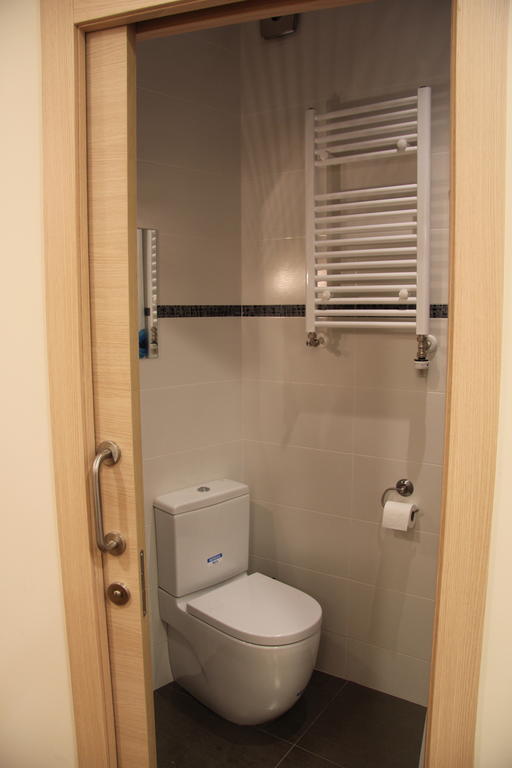 Hostal Excellence Barcelona Exterior photo